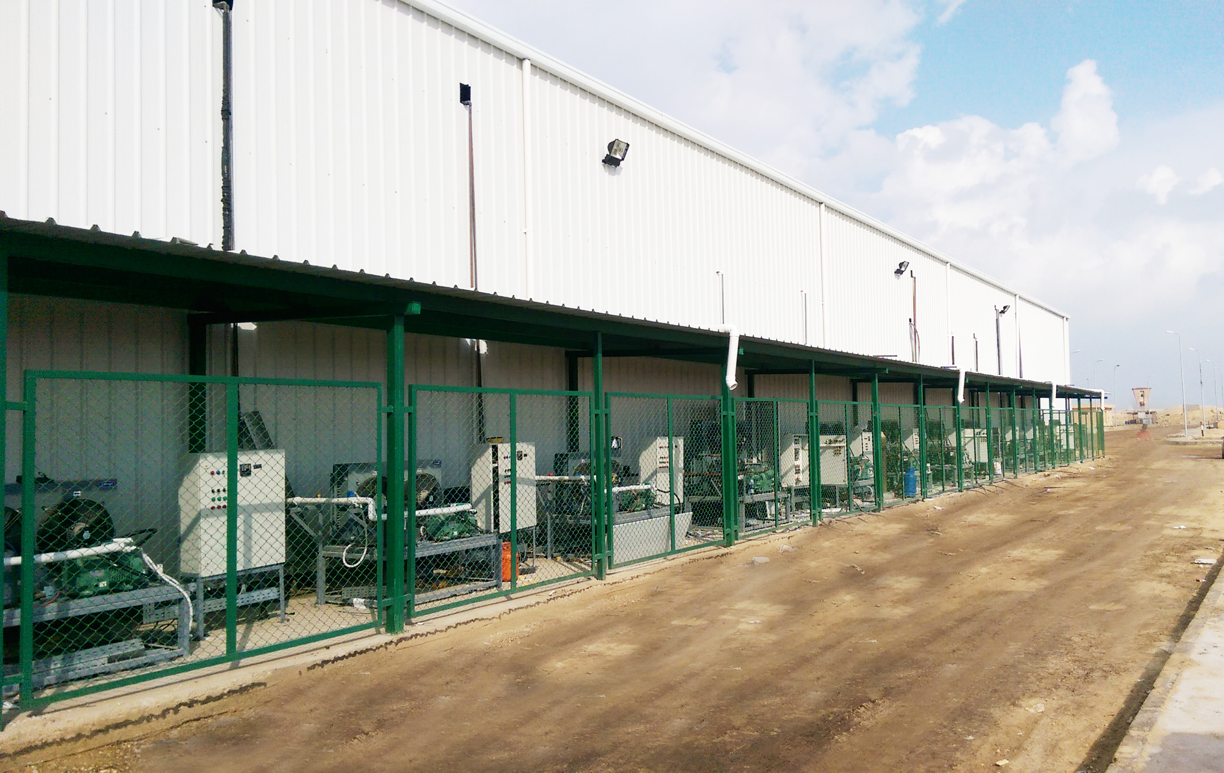 Halls complex for sorting and exporting fish